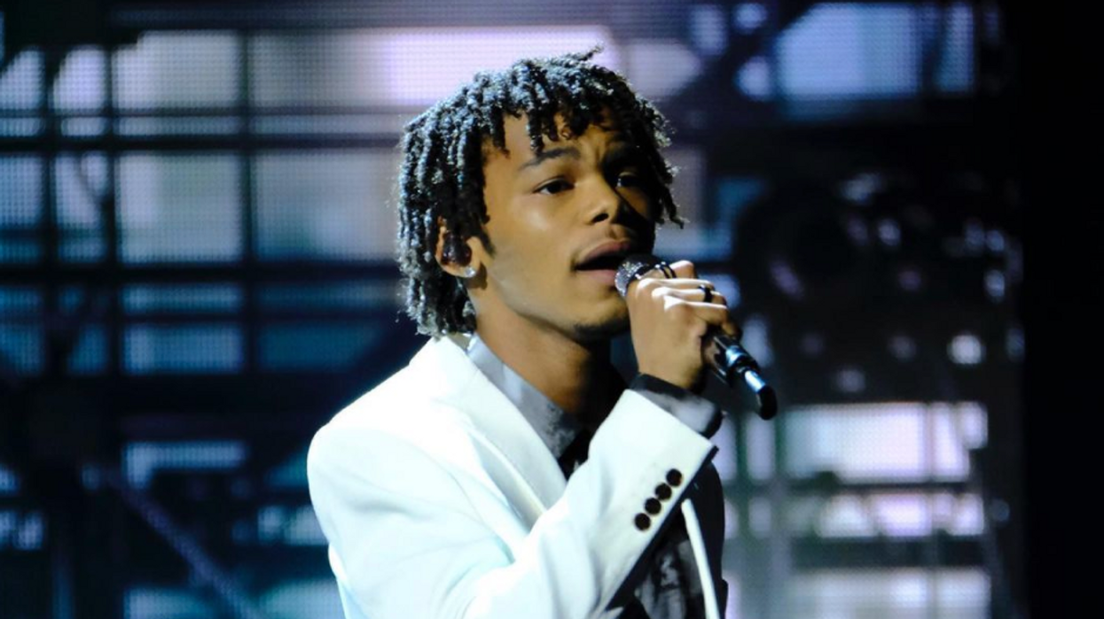 'The Voice' Crowns Cam Anthony As Season 20 Winner