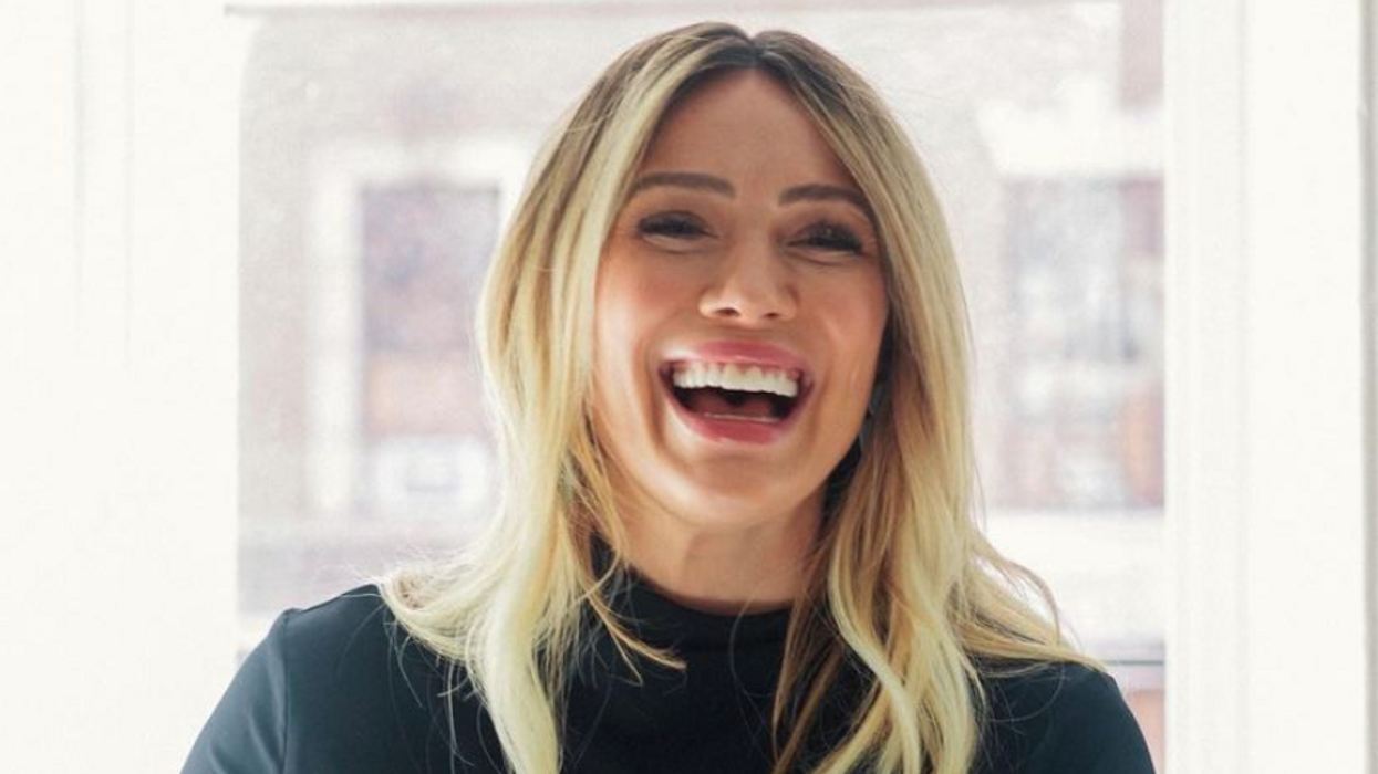 Hilary Duff Talks About 'How I Met Your Father', 'Lizzie McGuire's Revival & New Book