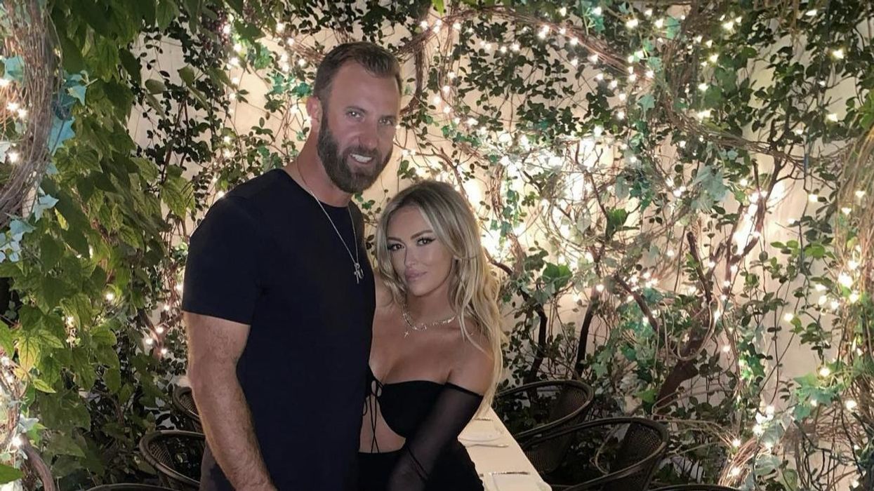 Paulina Gretzky covers up for Kings game