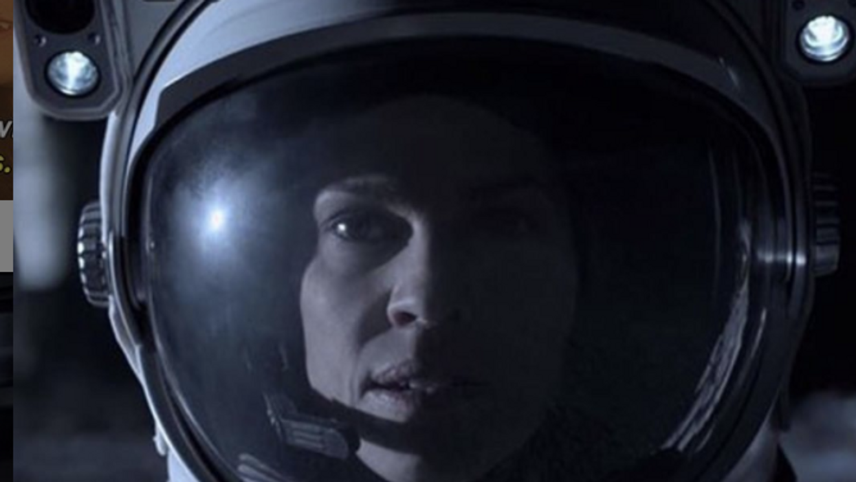 (VIDEO) Hilary Swank Heads 'Away' To Space
