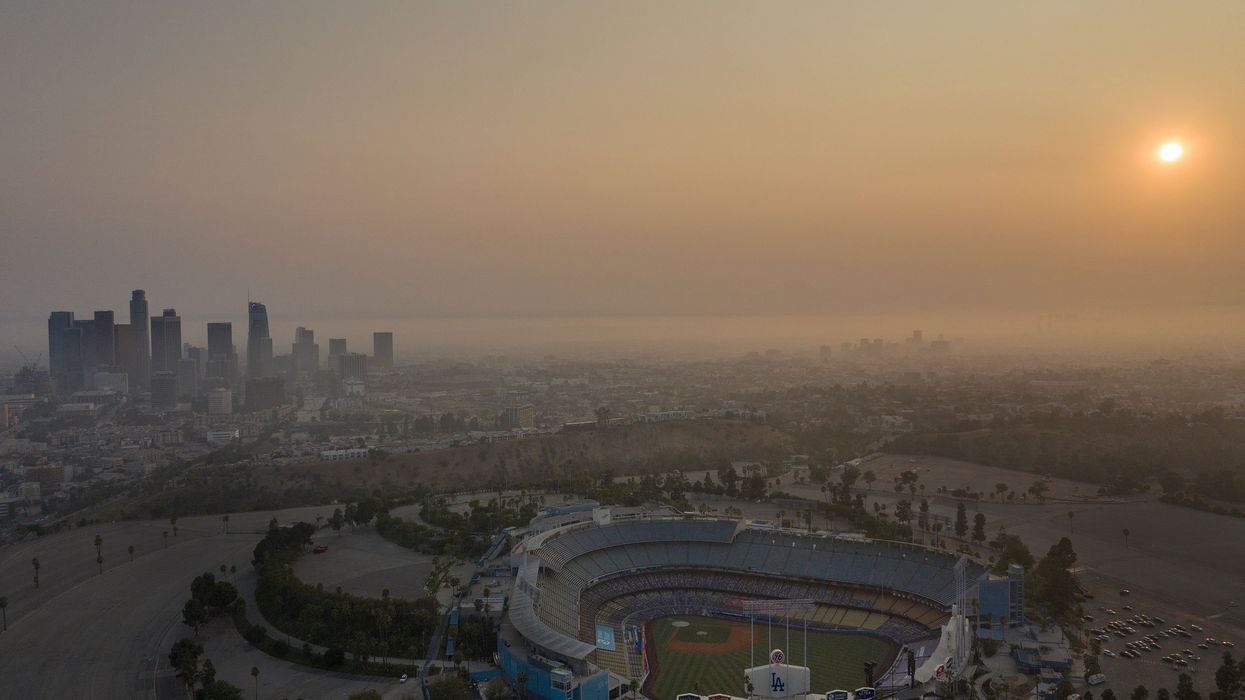 Los Angeles skyline smog