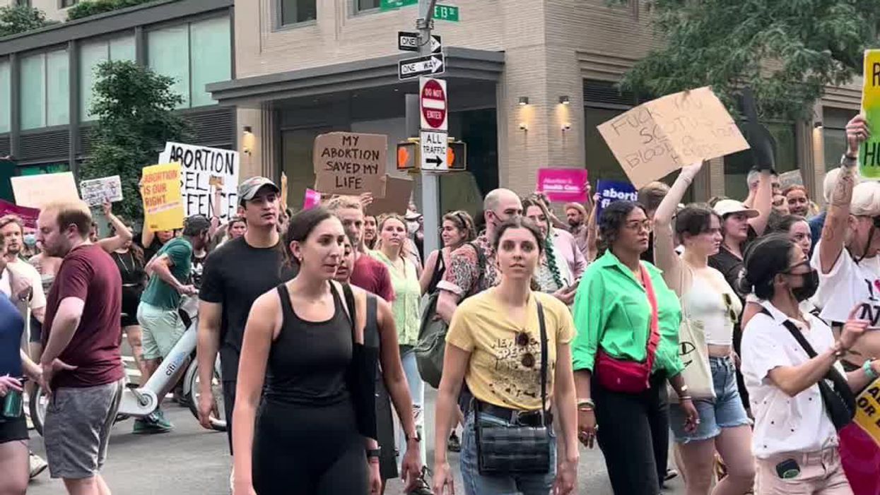 A Man Is Going Viral for Helping a Pro-Choice Protest With... A Burrito?!