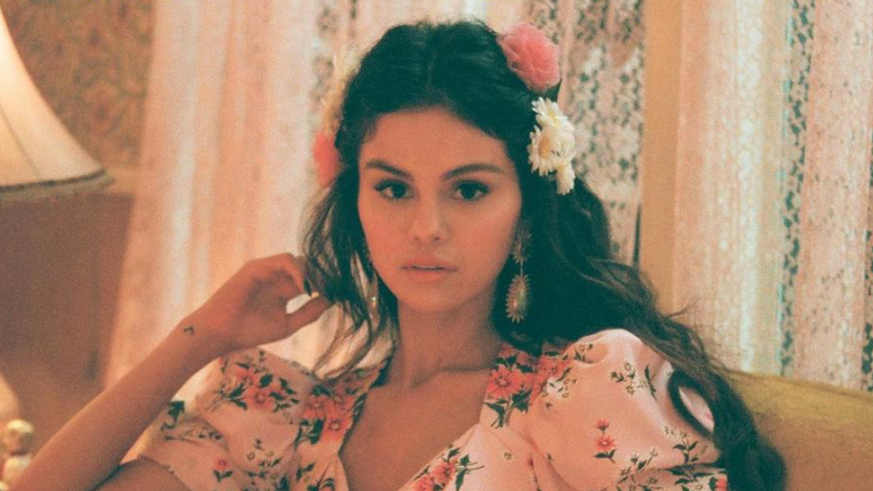 Selena Gomez Reviving Music With A Spanish Flare In "De Una Vez"