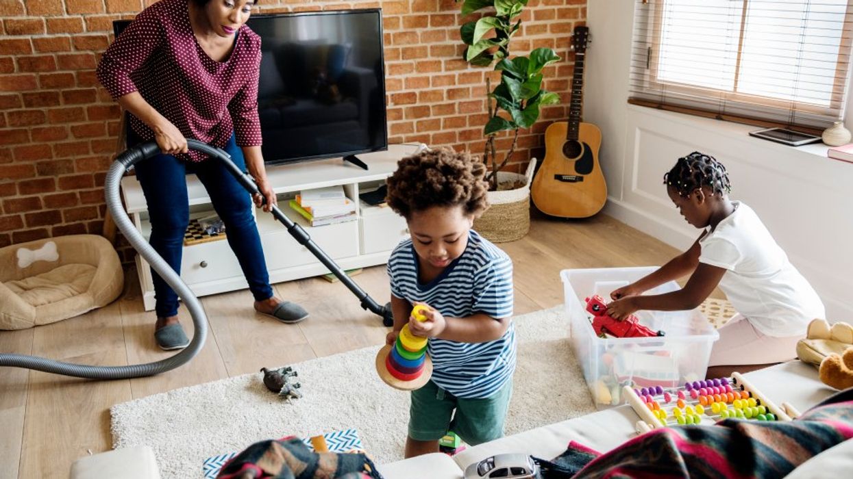 Women Make as Much as Their Husbands, But Still Get Stuck With the Chores